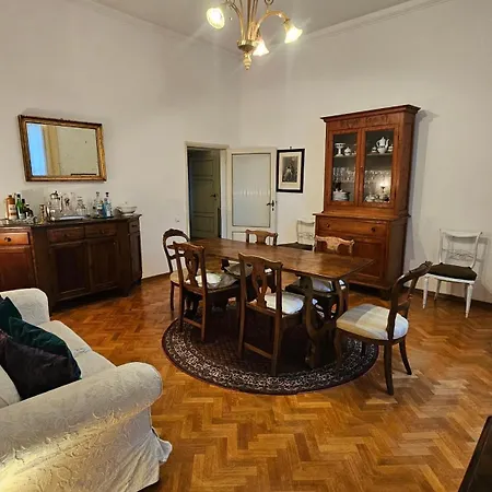 Incantevole Con Loggia Sui Tetti شقة سيينا