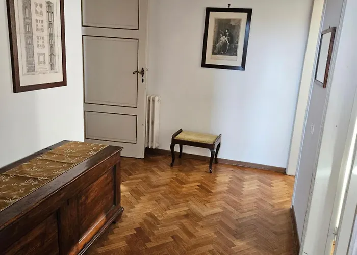 شقة Incantevole Con Loggia Sui Tetti