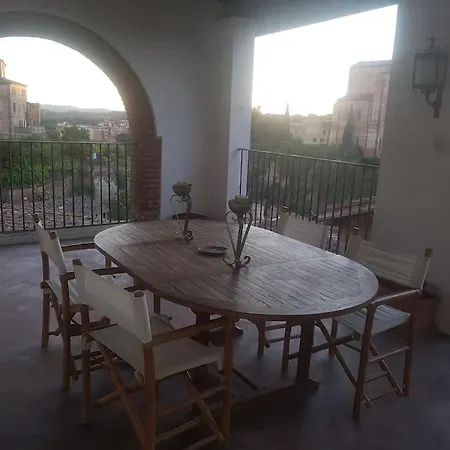 Daire Incantevole Con Loggia Sui Tetti