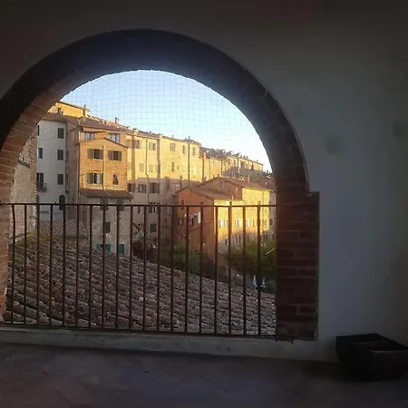 Daire Incantevole Con Loggia Sui Tetti