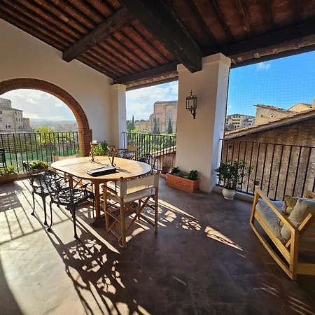 Daire Incantevole Con Loggia Sui Tetti