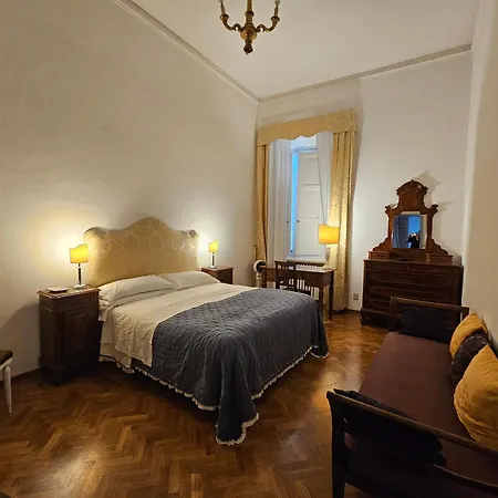 Daire Incantevole Con Loggia Sui Tetti Siena